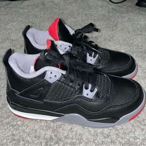 🆕 AIR JORDAN RETRO 4 SZ 3